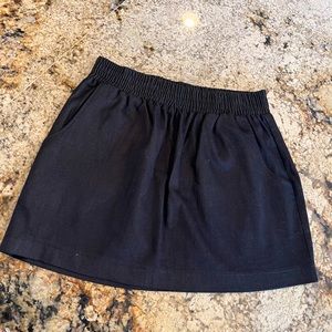 Guess skirt.
